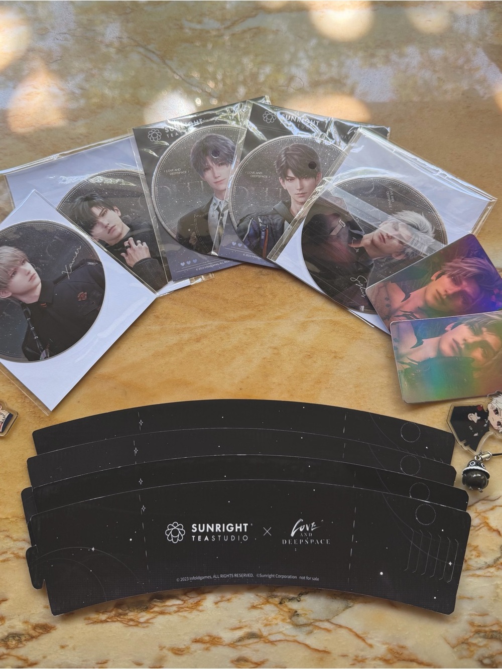 Sunright Tea Studio x Love Deep Space K-pop Photocard & Cup Sleeve Set - Black